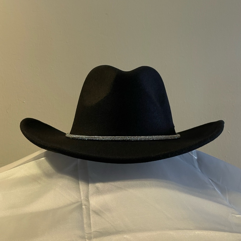 Black Crystal Cowboy Hat – Full Rhinestone Band, Beyoncé-Level Sparkle! NWT✨ - Picture 4 of 16